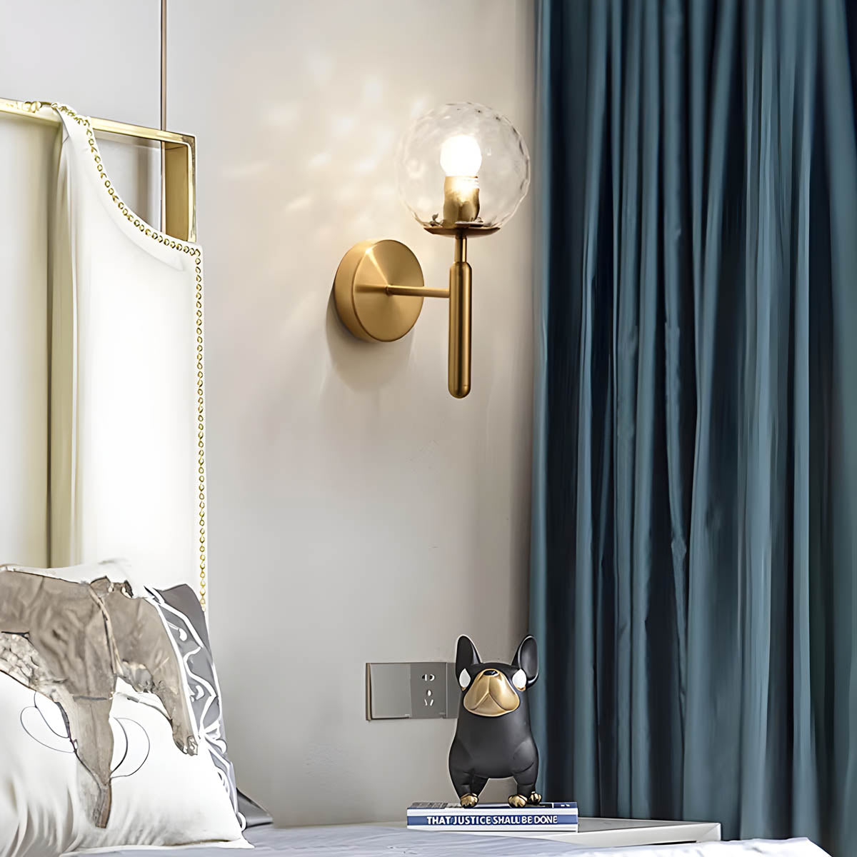 ClaireLum -  Wandlamp van bewerkt glas