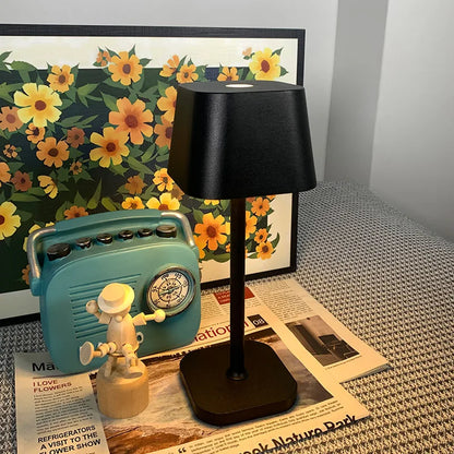 SleekLight | Elegante draadloze tafellamp