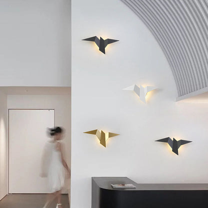 LumenBird | Artistieke ijzeren wandlamp