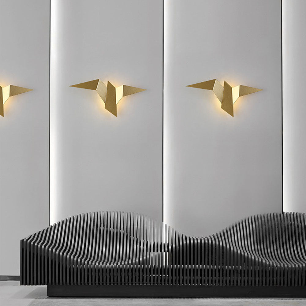 LumenBird | Artistieke ijzeren wandlamp