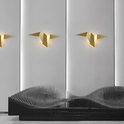 LumenBird | Artistieke ijzeren wandlamp