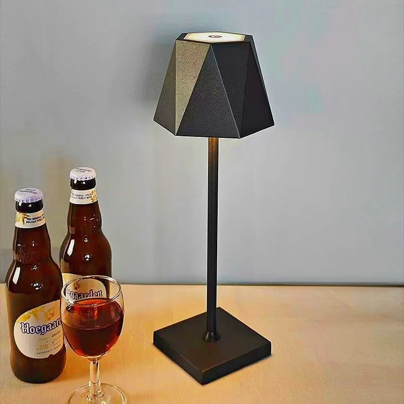 BrightEase | lichtgewicht draadloze bureaulamp