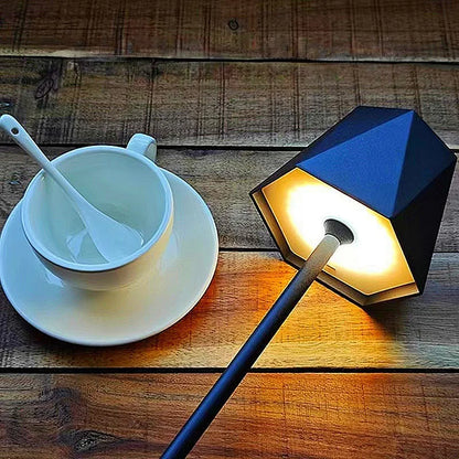BrightEase | lichtgewicht draadloze bureaulamp