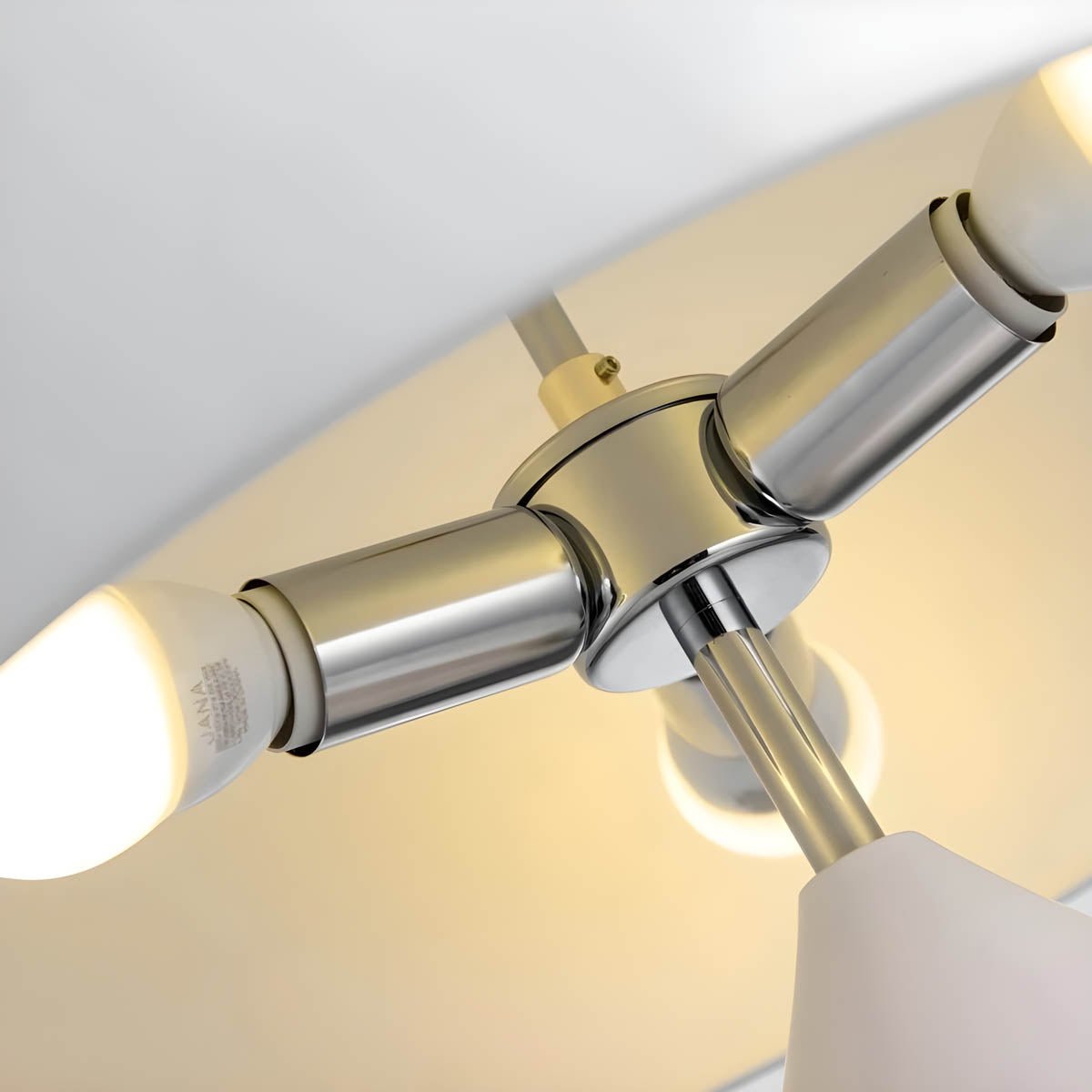 Lucerno | Moderne Flair En Vintage Charme