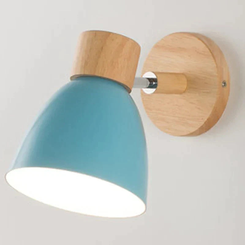 ChromaLux | Elegante Scandinavische houten wandlamp