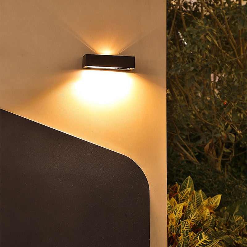 Zyvira | Wandlamp op zonne-energie OMHOOG-DOMLAAG