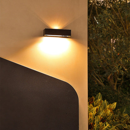 Zyvira | Wandlamp op zonne-energie OMHOOG-DOMLAAG