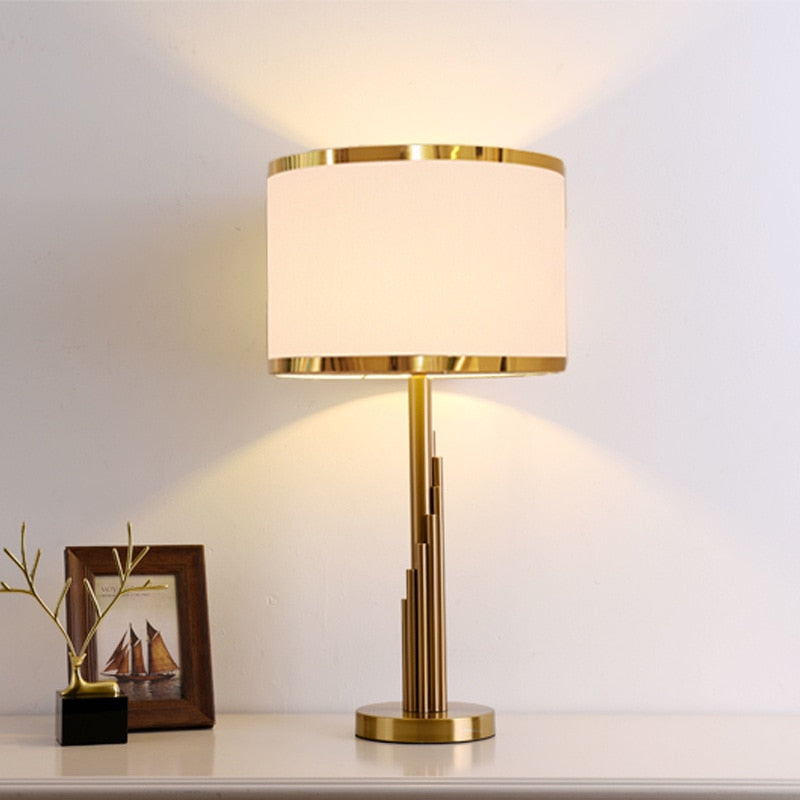 Brilora | Luxe Postmoderne Tafellamp