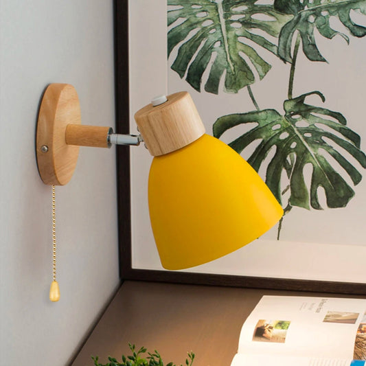 ChromaLux | Elegante Scandinavische houten wandlamp