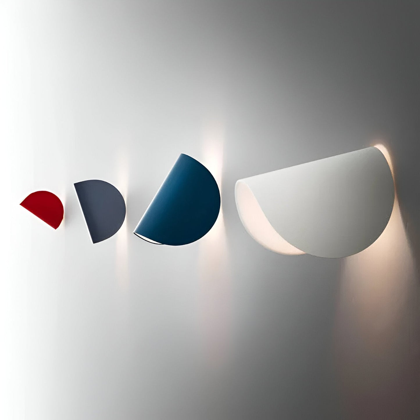 SpinGlow | Verstelbare metalen wandlamp