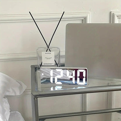 Elegance - MirrorDisplay LED Klok
