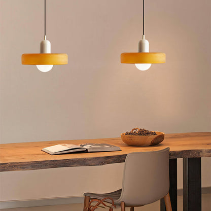 StiloGlas | Kleurrijke Hanglamp in Bauhaus-stijl – Glas-in-lood Design & Modern Vakmanschap