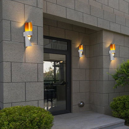 LumiNova LED Buitenwandlamp | Moderne Waterdichte Wandlamp van Aluminium & Glas, Energiezuinig voor Tuin, Oprit & Patio