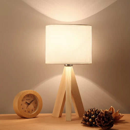Houten elegantie | Scandinavische tafellamp voor stijlvol wonen