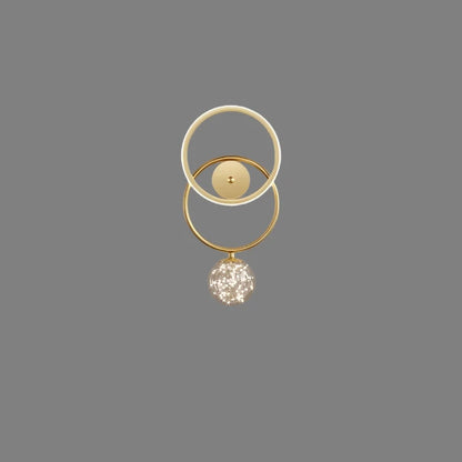 GlowVogue – Moderne LED Wandlamp in Goud met Glazen Bol