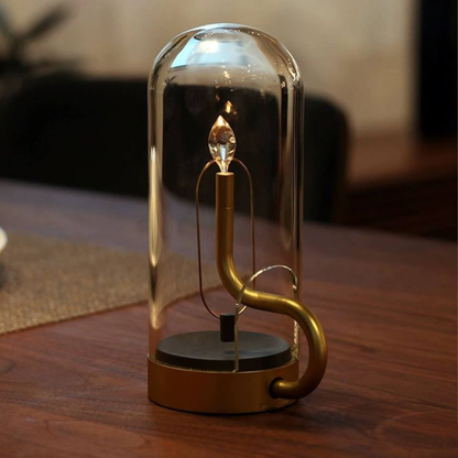 FLAMEGLOW – Draagbare vlam-geïnspireerde designlamp