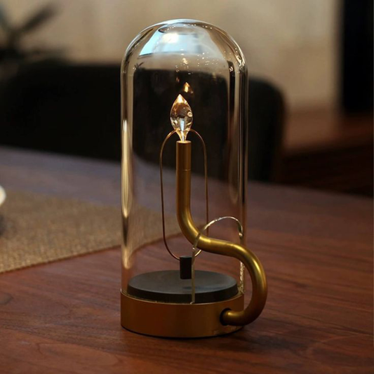 FLAMEGLOW – Draagbare vlam-geïnspireerde designlamp
