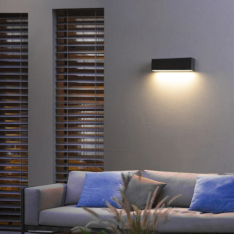 Lumistra LED Wandlamp voor Buiten | Waterdicht IP65 | Verkrijgbaar in 3 Lengtes & Lichtkleuren