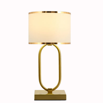 Auvion | Postmoderne Gouden Lamp