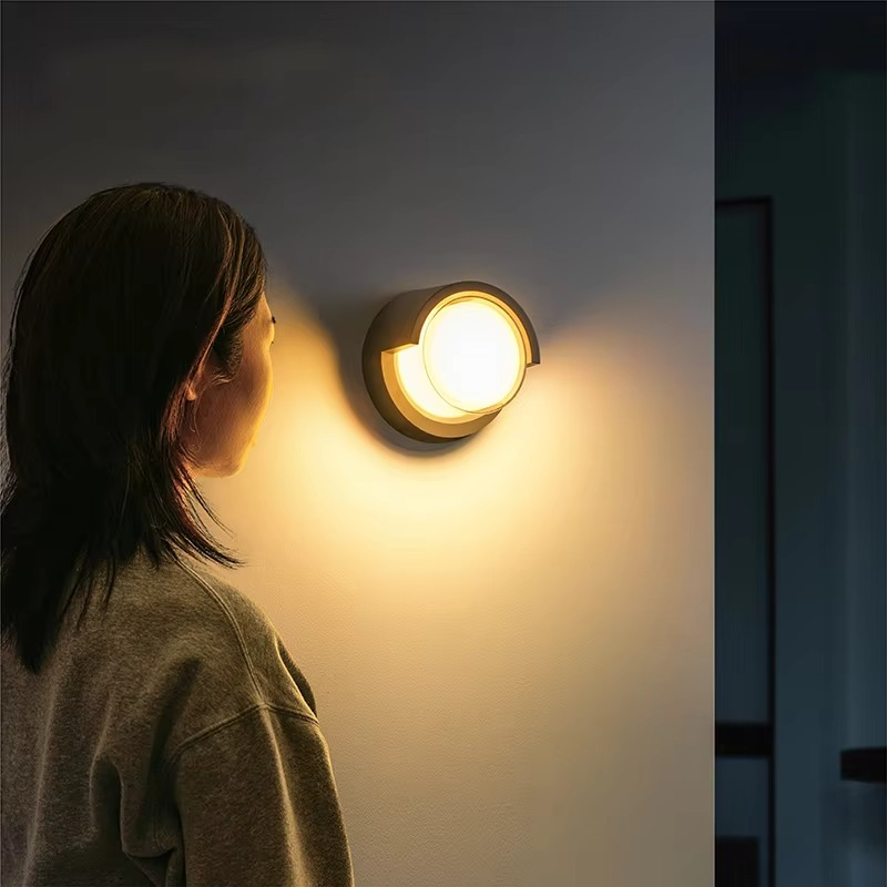 Lucy Wandlamp met bewegingssensor