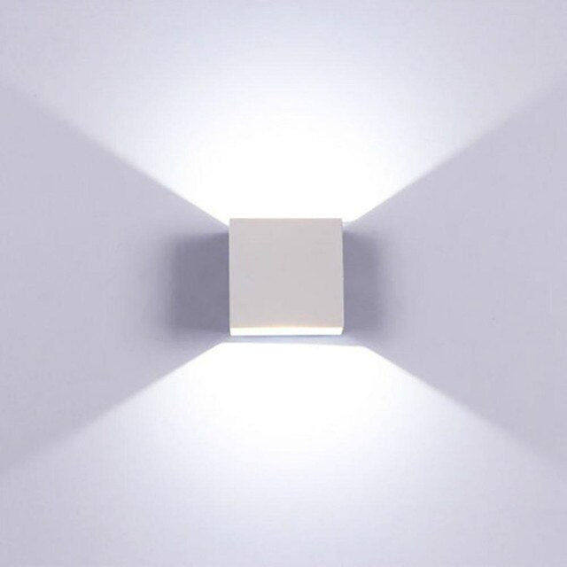 Suntra | Buiten Minimalistische Wandlamp