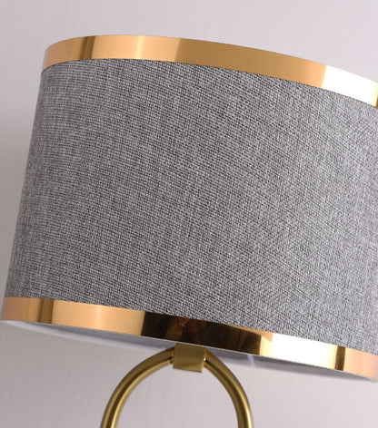 Auvion | Postmoderne Gouden Lamp