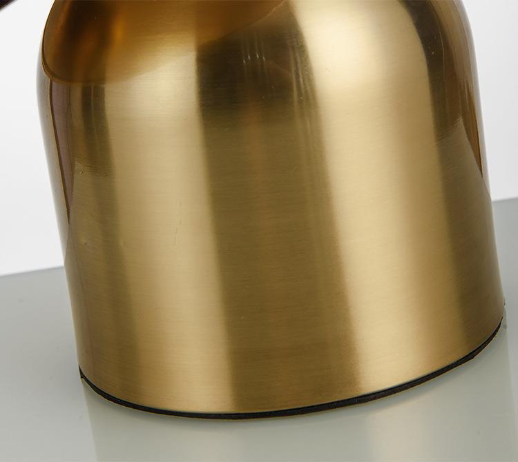 Lioris | Scandinavische Gouden Tafellamp