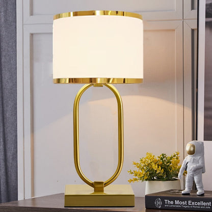 Auvion | Postmoderne Gouden Lamp