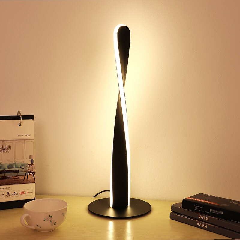 Alvora | Dimbare Moderne Tafellamp Aluminium