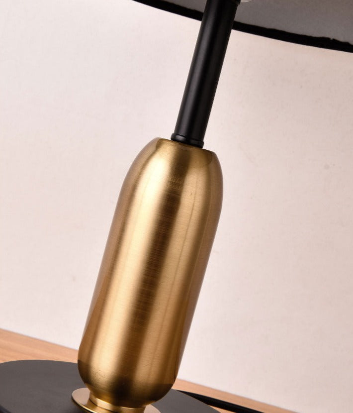Xyrelis | Minimalistische Tafellamp