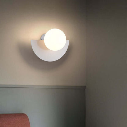 MoonBeam | Moderne halve maan wandlamp