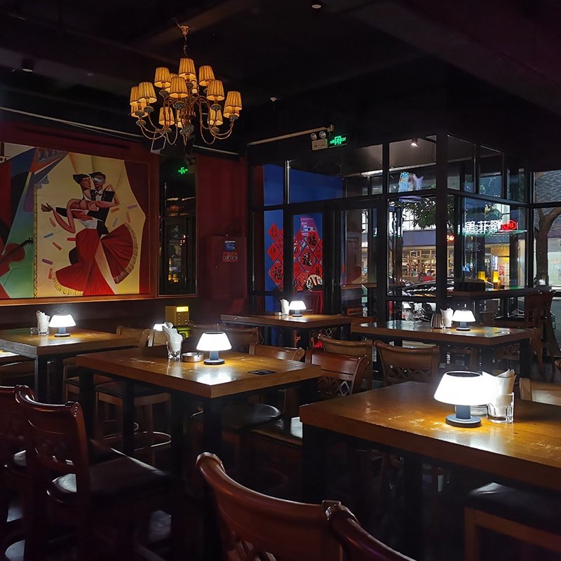 LumiEco | Milieuvriendelijke tafellamp op zonne-energie