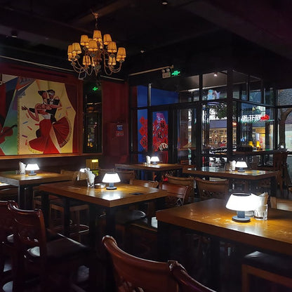 LumiEco | Milieuvriendelijke tafellamp op zonne-energie