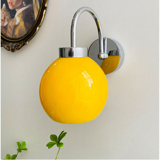 AuraBall | Elegante bolvormige wandlamp