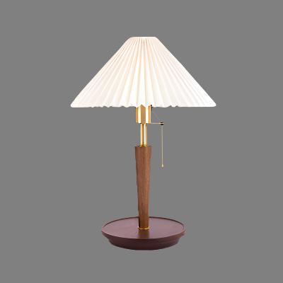 Vintage tafellamp van geplooid hout