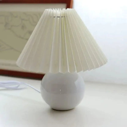 Antiek Geplooid - Vintage tafellamp met geplooide kap
