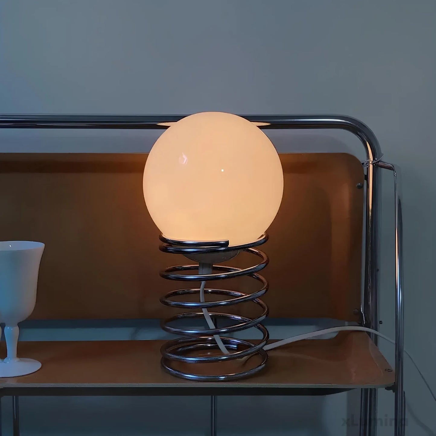 ArtisticStat - Metalen vederlichte glazen tafellamp