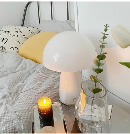 LampenTraum | Scandinavische LED tafellamp in oranje en wit