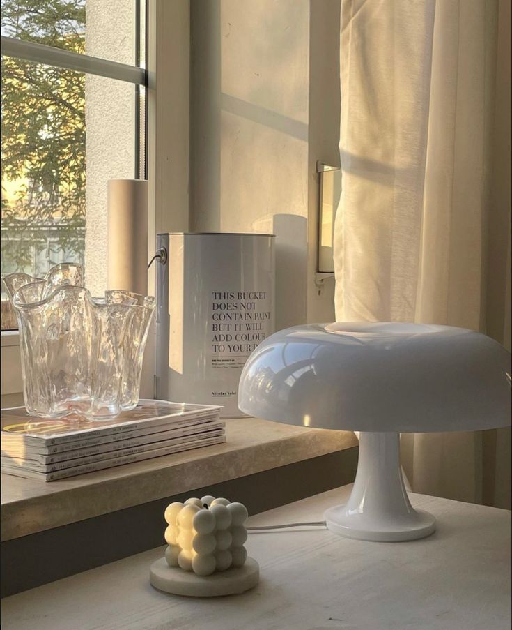 LuxSphere | Draagbare & Luxe Paddenstoel Tafellamp