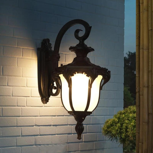 Retro woonkamer | Vintage buitenlamp voor stijlvolle terrassen