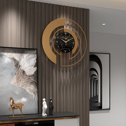 Valeria | Moderne Gouden Wandklok met Stijlvol Geometrisch Ontwerp