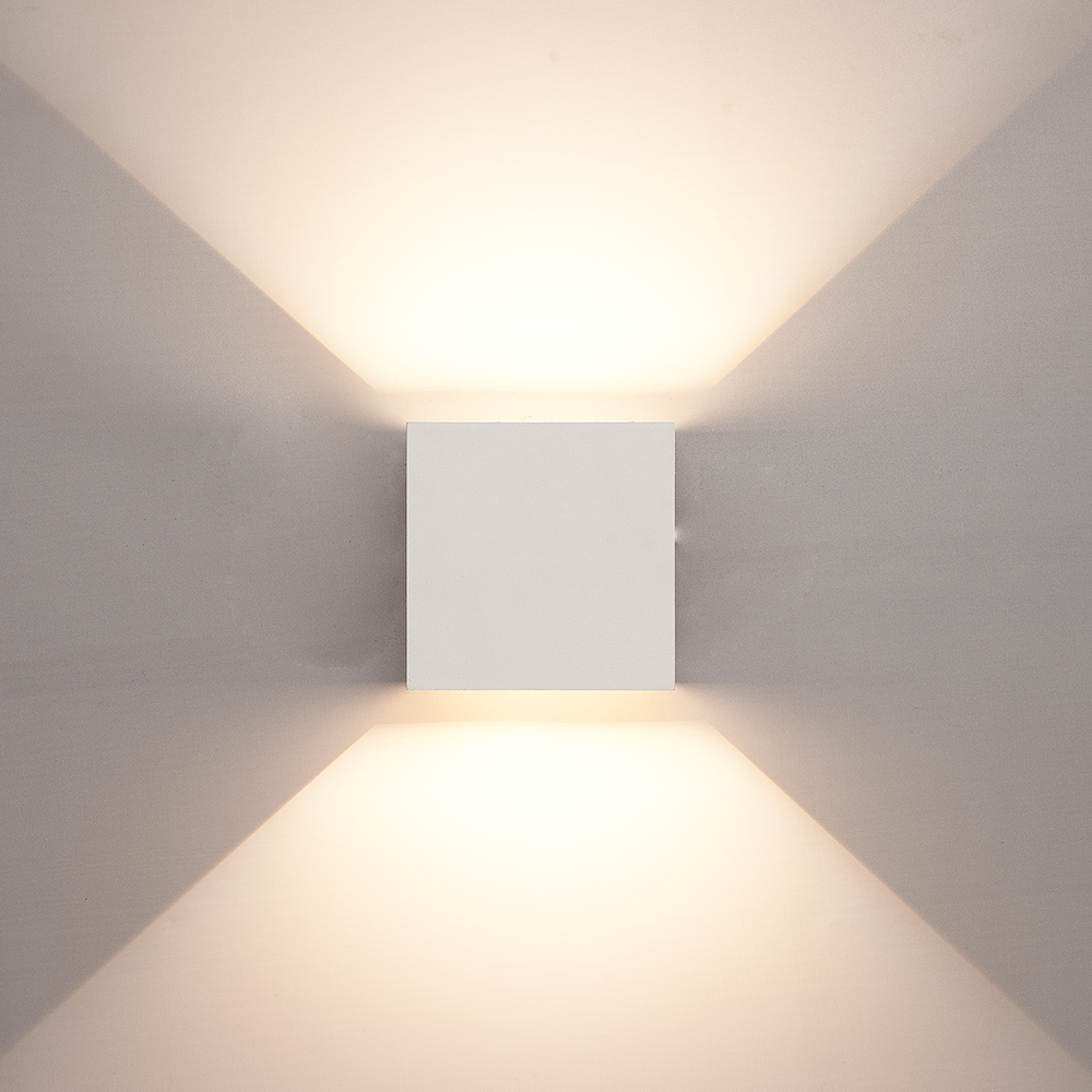 BrightCube | Stijlvolle LED wandlamp voor moderne kamers