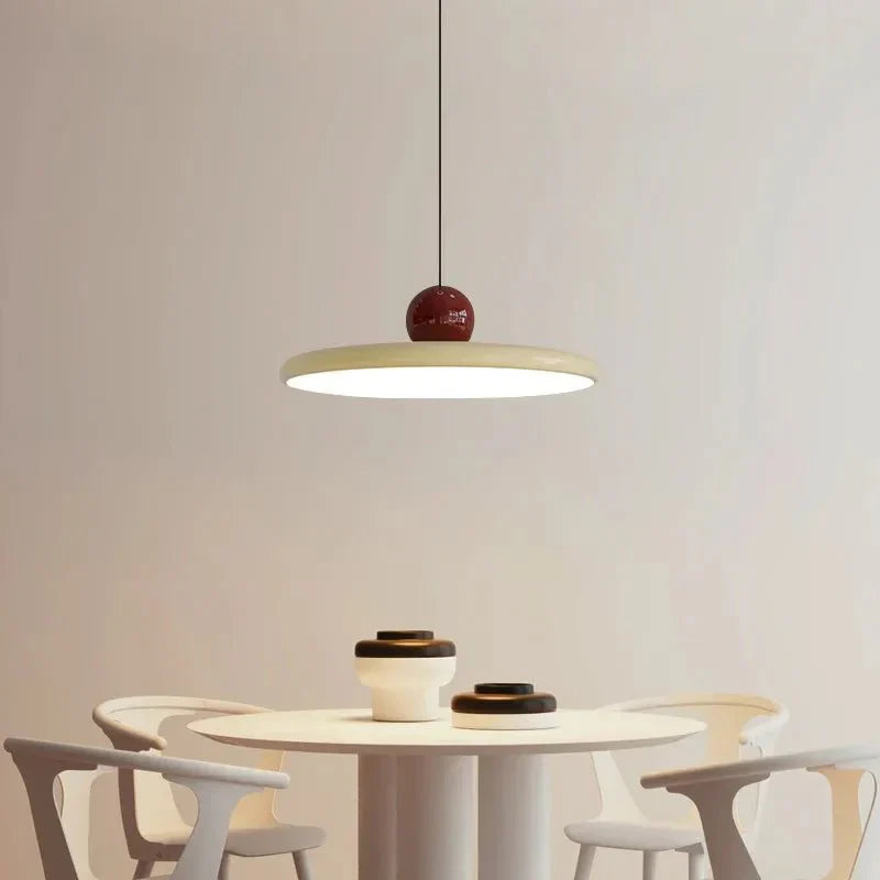 BauGlow | Strakke Glazen Tafellamp in Bauhaus Stijl