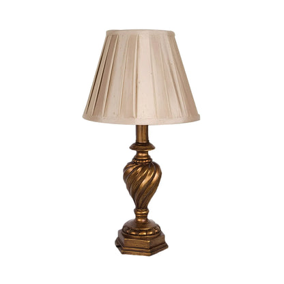 Luminadesign - Geplooid bedlampje met hars basis