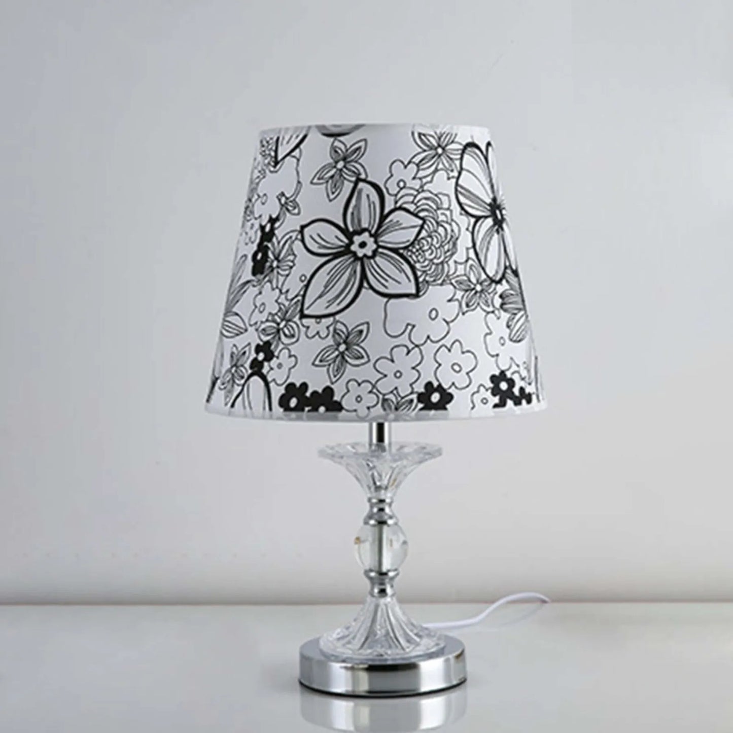 LuminArts - Stijlvolle tafellamp met bloemenpatroon