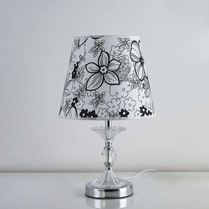 LuminArts - Stijlvolle tafellamp met bloemenpatroon