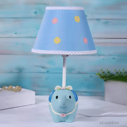 Luminelephant - Tafellamp met bloemenpatroon en olifantenvoet