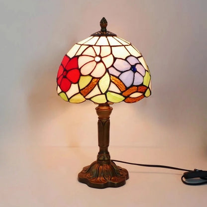 Kunstzinnige Tiffany glazen LED tafellamp in nostalgische stijl