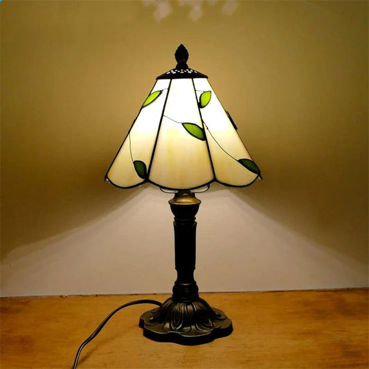 Kunstzinnige Tiffany glazen LED tafellamp in nostalgische stijl