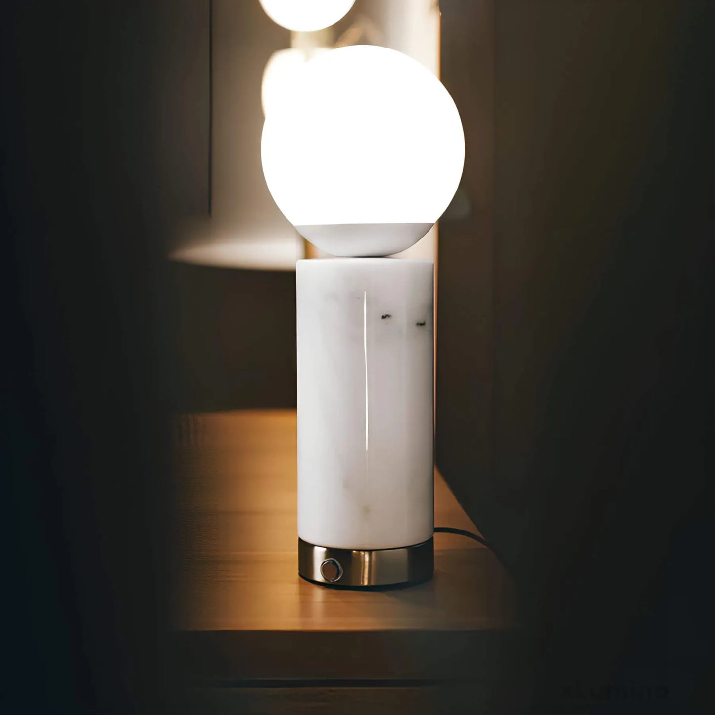 Marble Glow - Tafellamp met marmeren voet